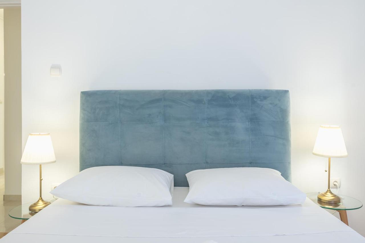 Athens Del Sol Suite Екстериор снимка