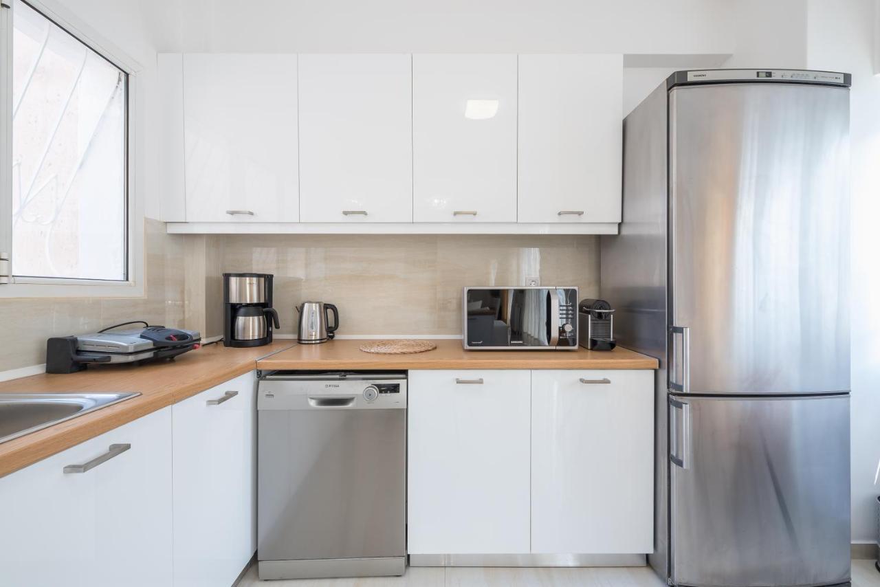 Athens Del Sol Suite Екстериор снимка