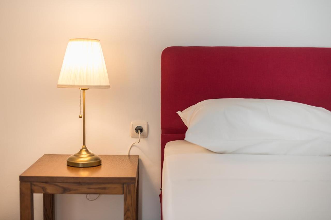 Athens Del Sol Suite Екстериор снимка
