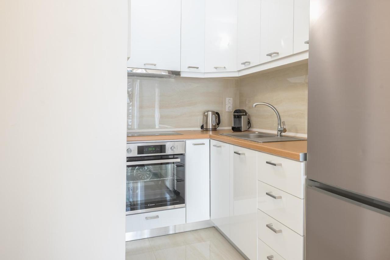 Athens Del Sol Suite Екстериор снимка
