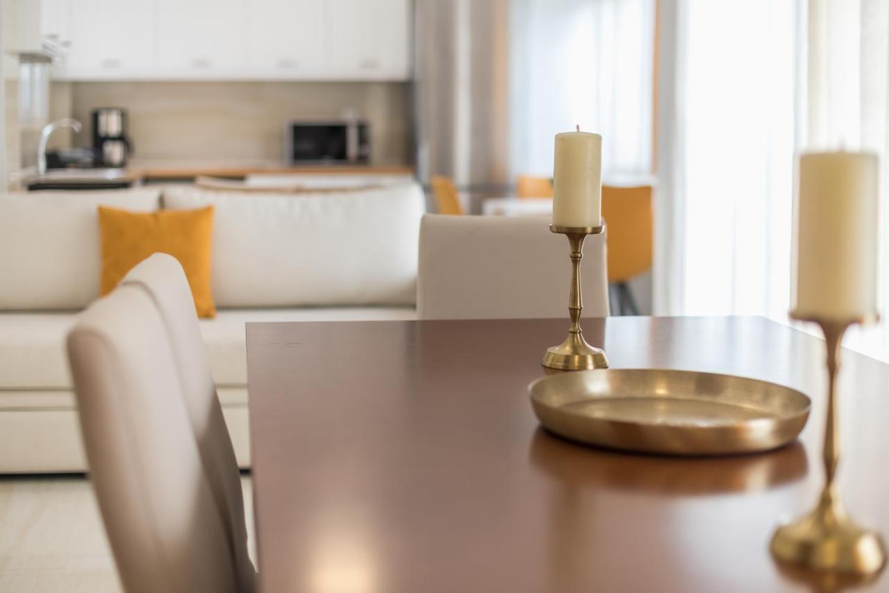 Athens Del Sol Suite Екстериор снимка