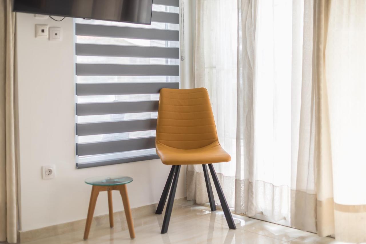 Athens Del Sol Suite Екстериор снимка