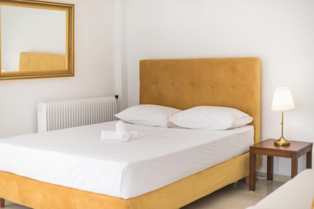 Athens Del Sol Suite Екстериор снимка
